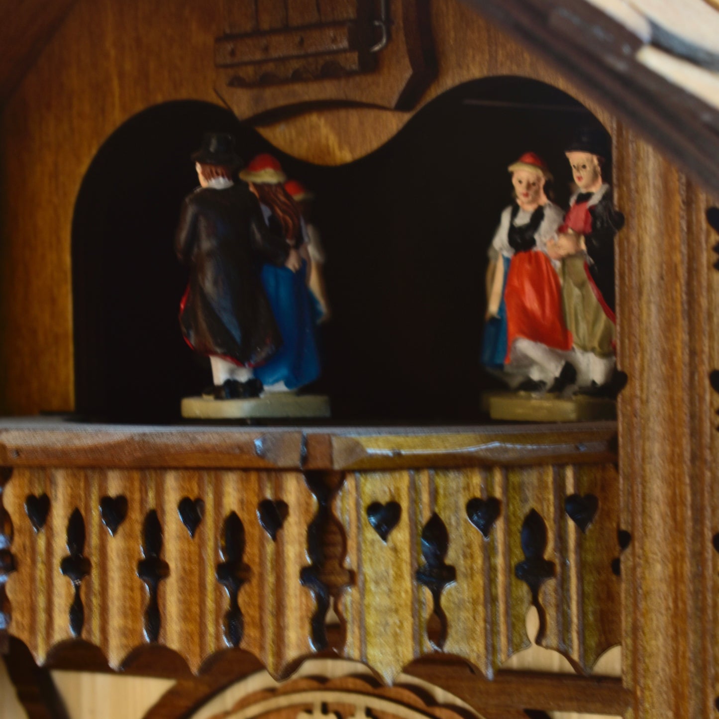 Musical mechanical cuckoo clock - with wood cutter and German farm dance moving parts - 8 day movement