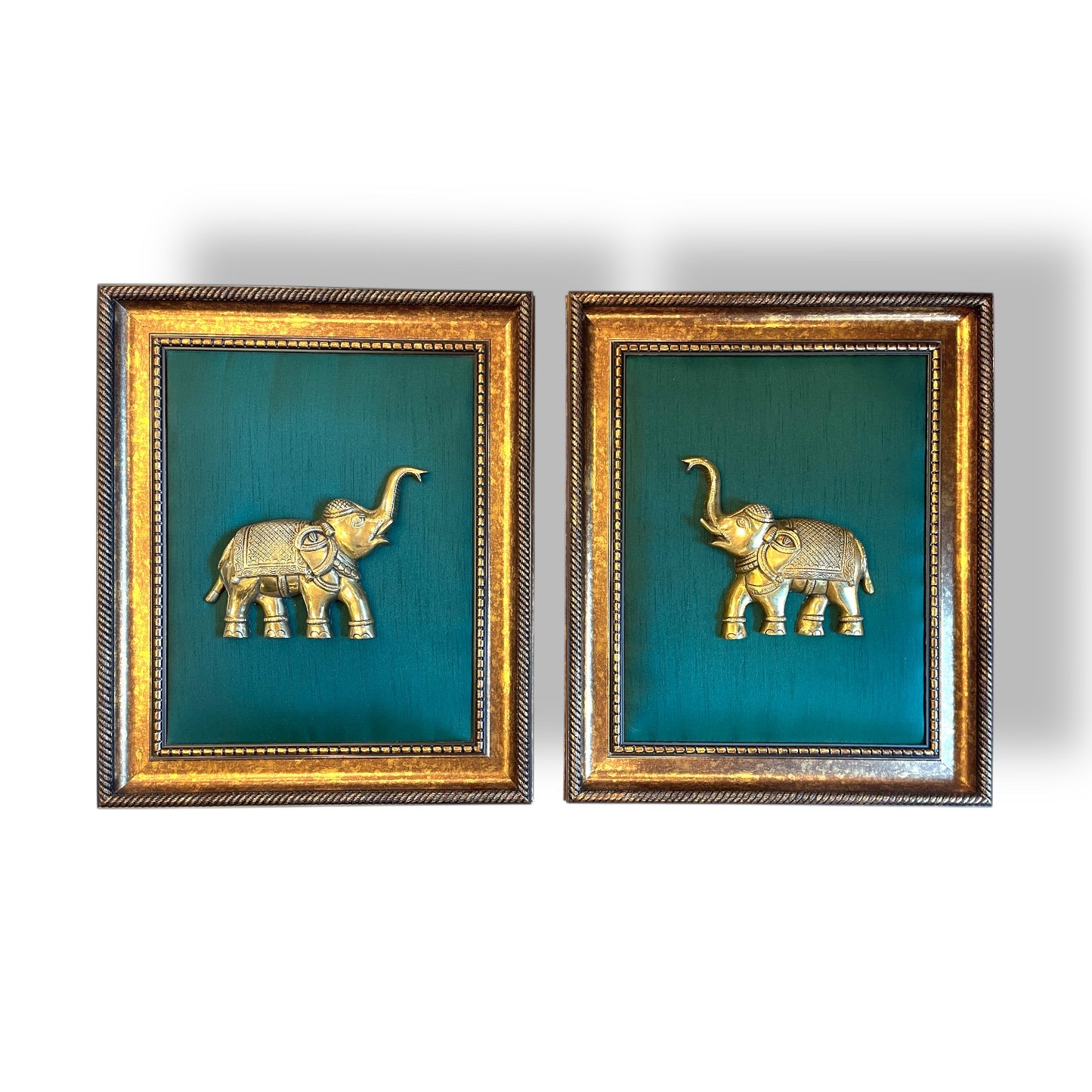 Brass Elephant 3 with Rama Green Silk in Wooden Frame – By Estudio