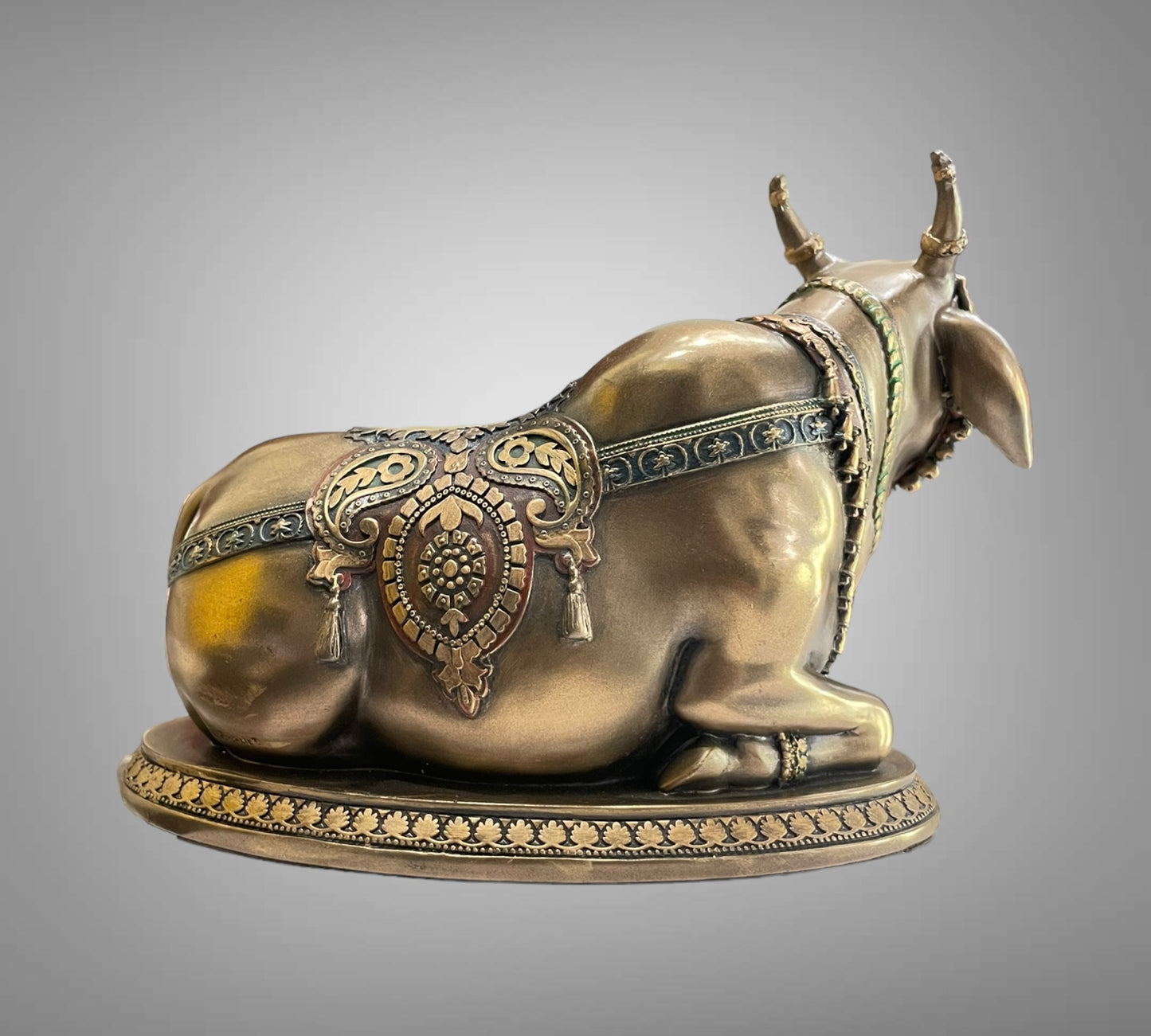 Nandi Statue