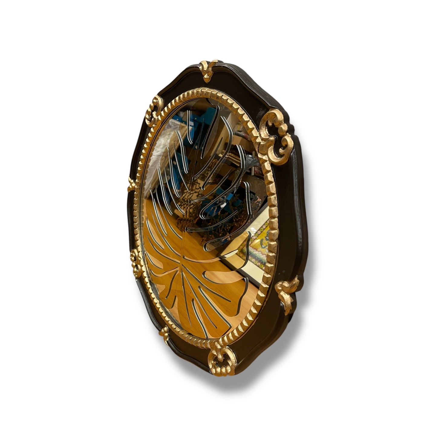Luxury Monstera Leaf Wall Mirror – Gold & Brown Ornamental Frame