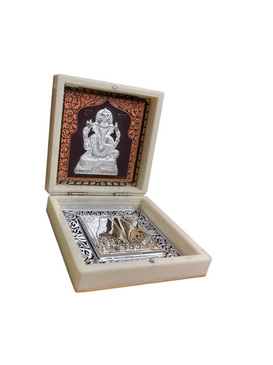 Ganesha With Padukas Silver 3d Foil Gift Box