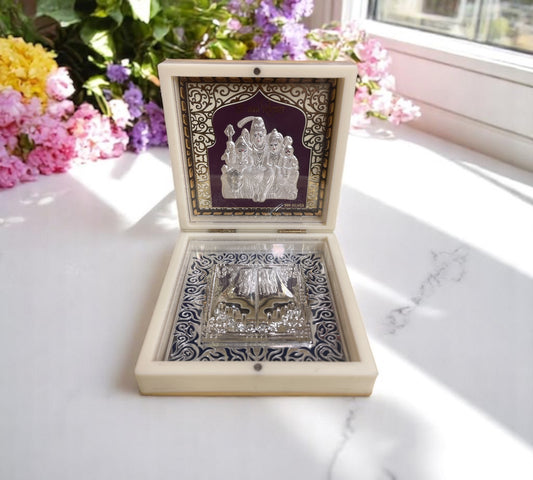 Shiva Parivar with padukas in Silver 3d Foil Gift box