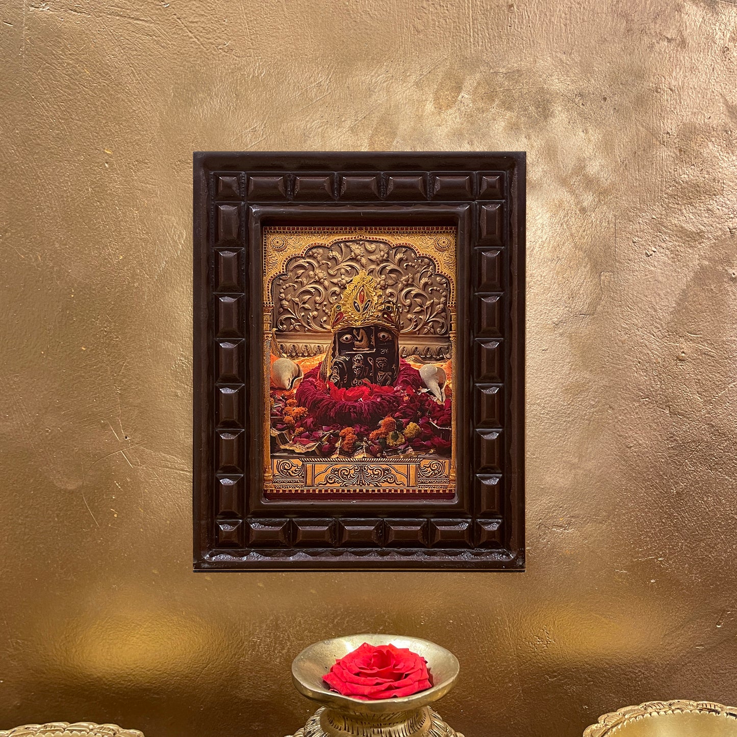 Dami Mata Gold Leaf Art in Wooden Frame