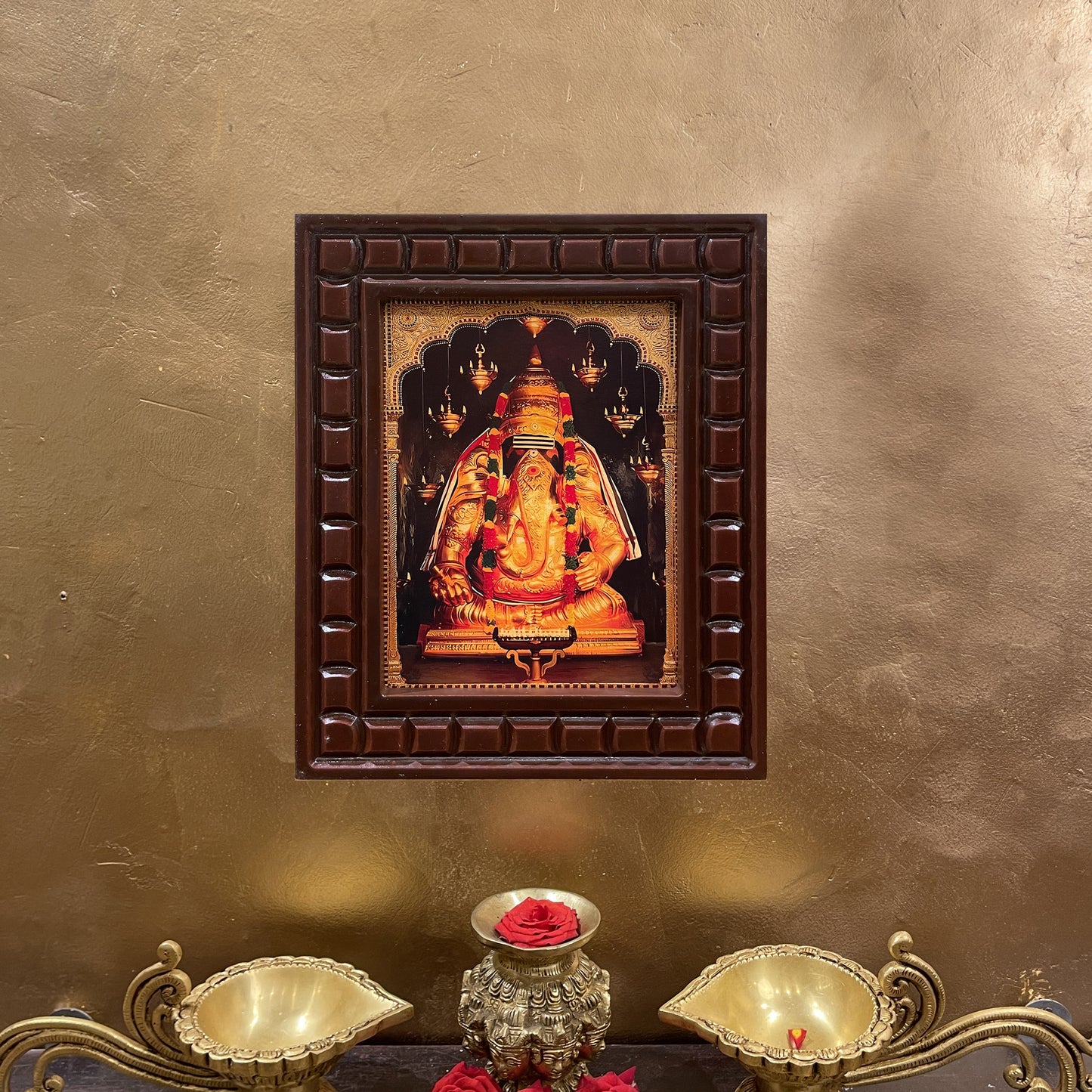 Ganesha Pillayarapatti karapaga Vinayagar Gold Foil Art Within Wooden Frame
