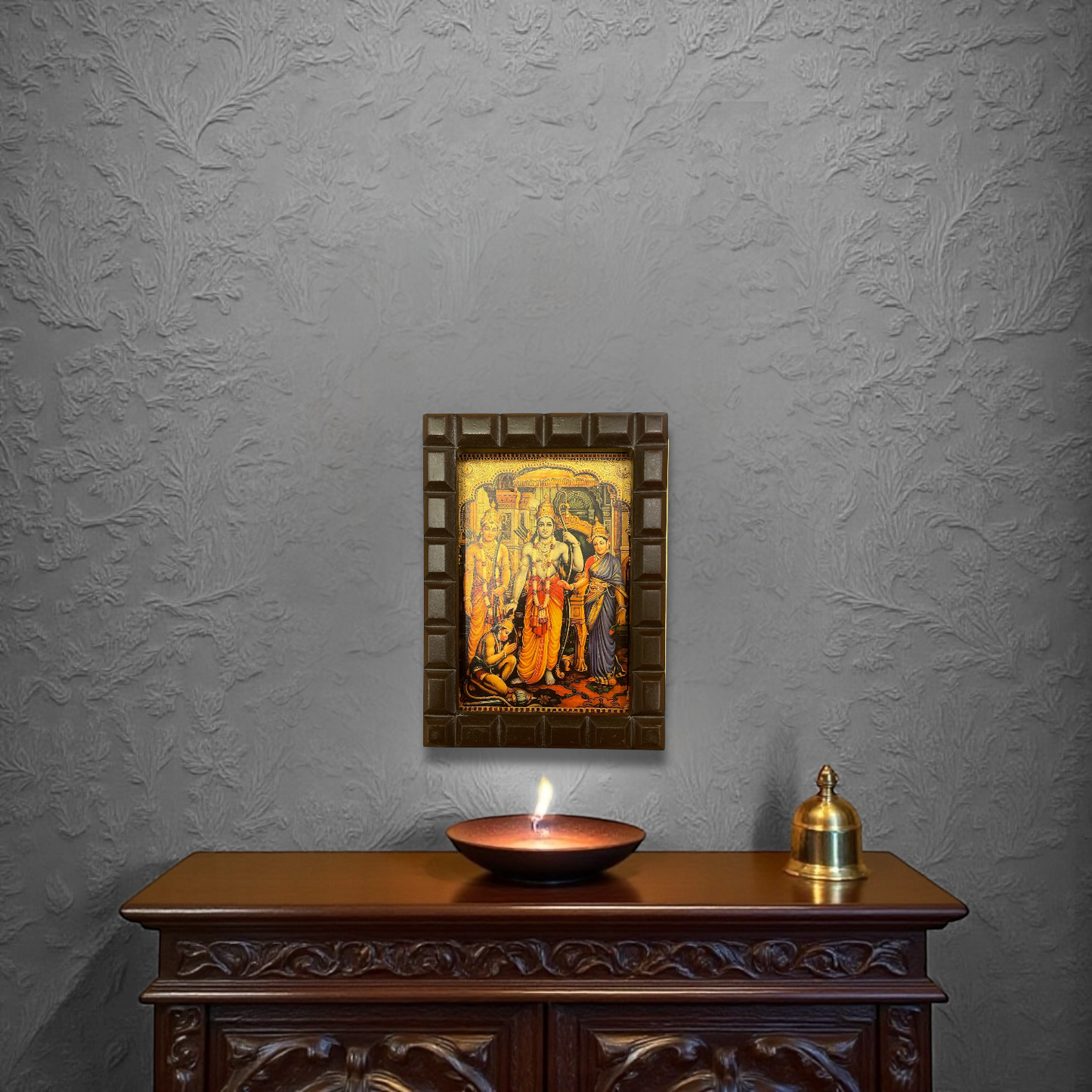 Rama Parivar Gold foiled art in wooden frame