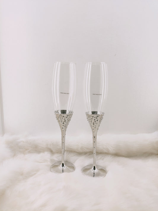 Luxurious Wine Champagne Glass embedded with Swarovski crystals