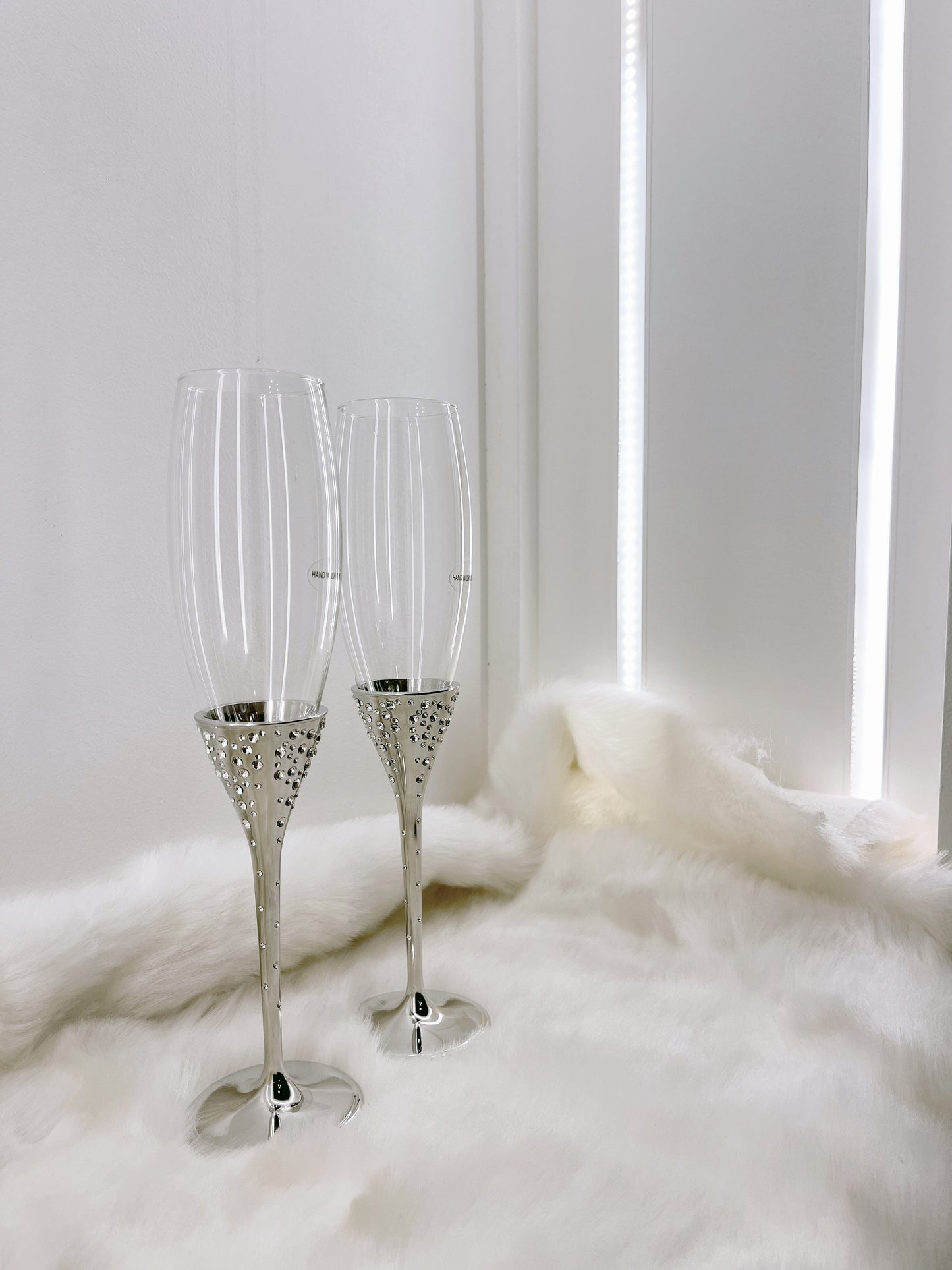 Luxurious Wine Champagne Glass embedded with Swarovski crystals