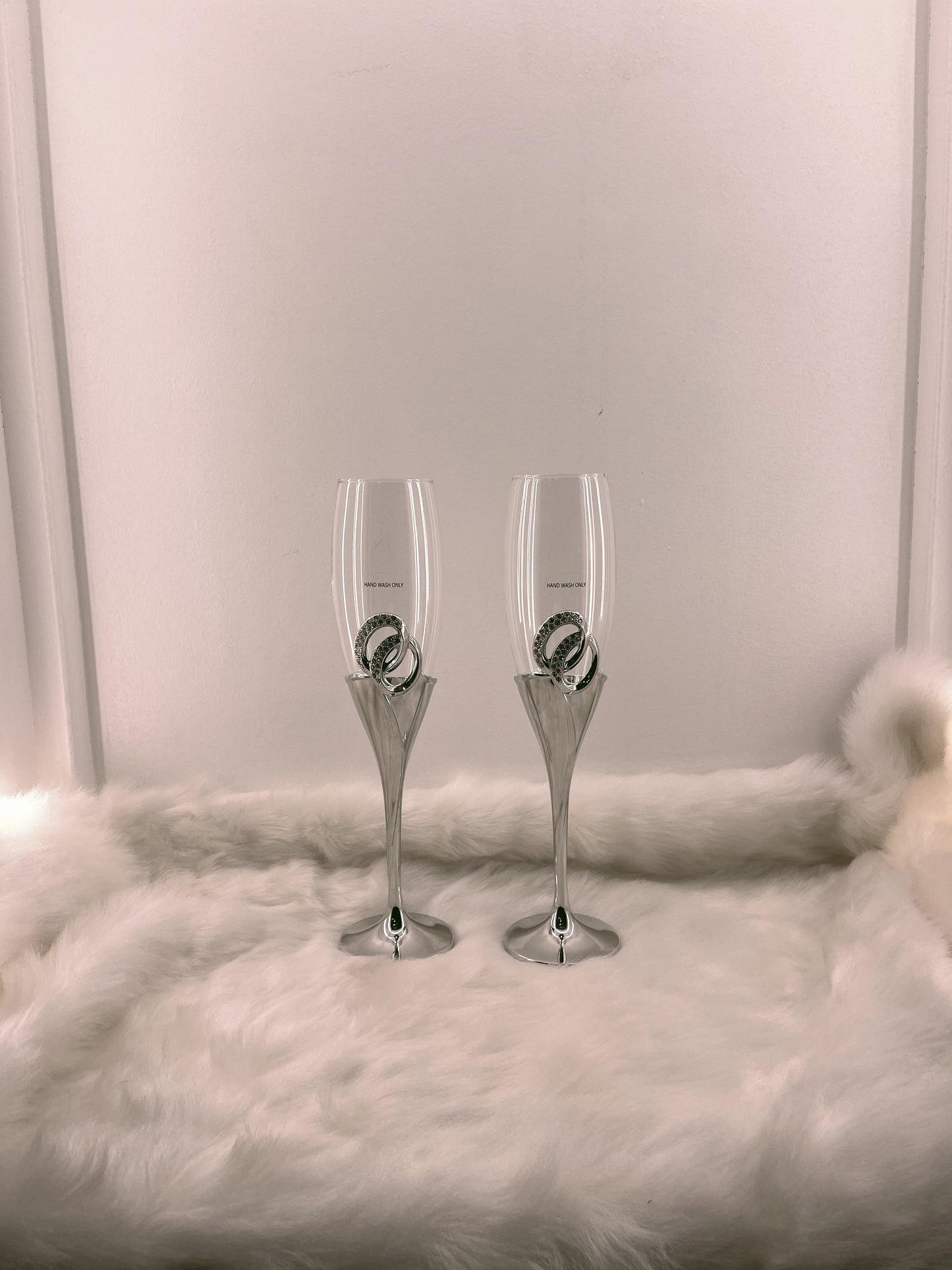 Luxurious Wine Champagne Glass -with Emblem