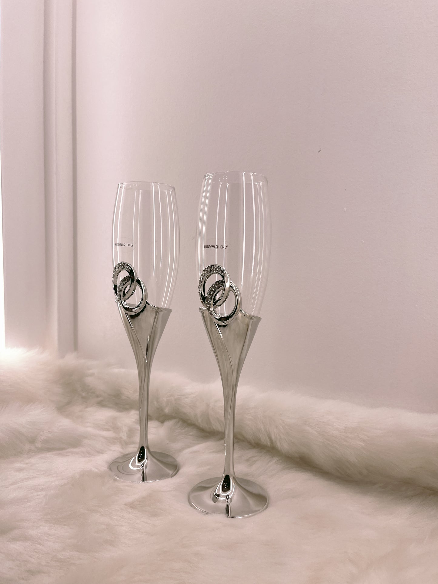 Luxurious Wine Champagne Glass -with Emblem