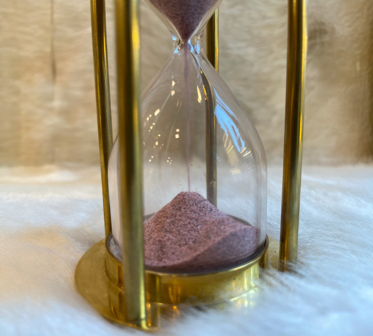 Antique Brass Sandtimer 5min time with Pink sand