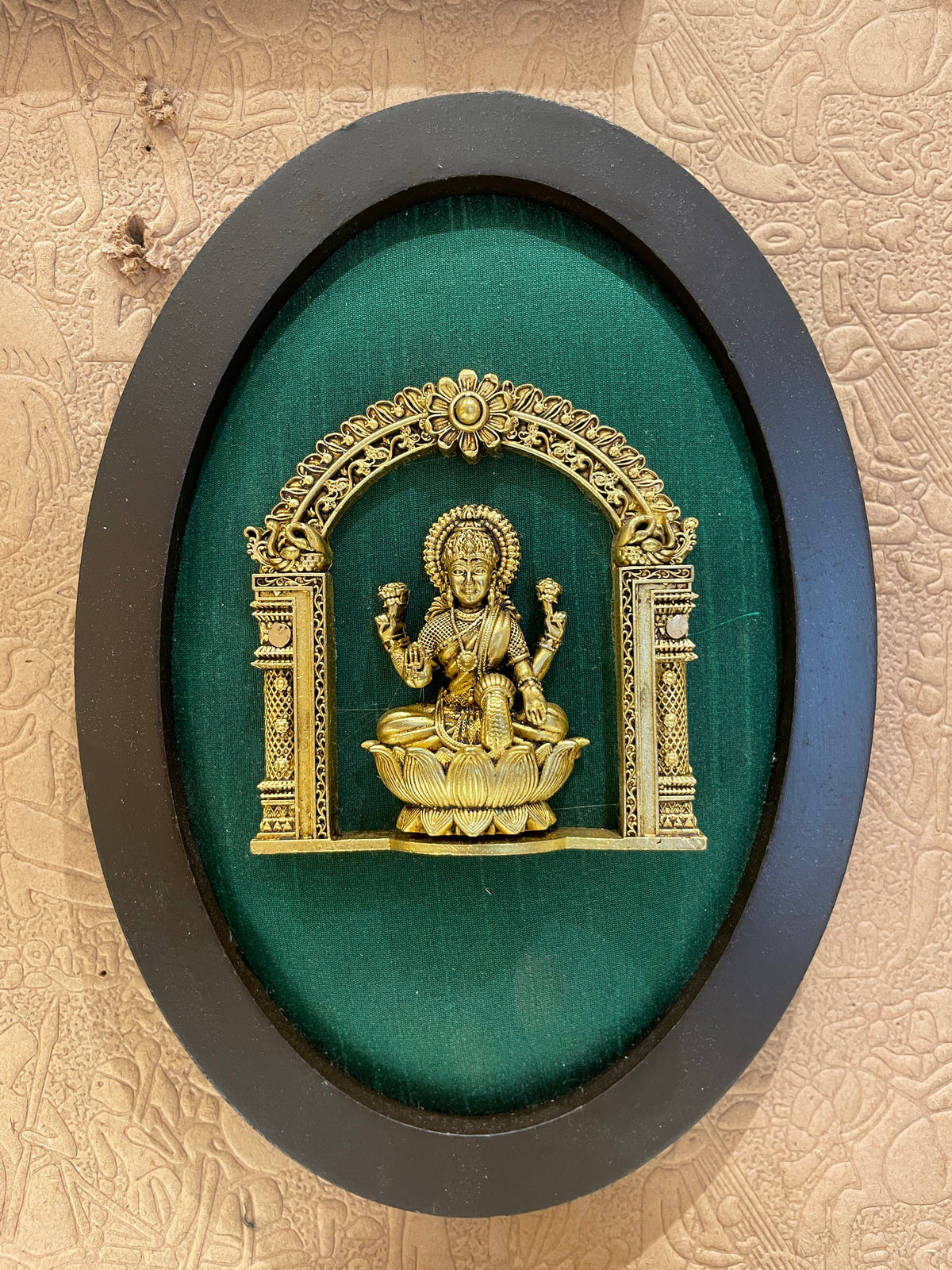 DHANA LAKSHMI – THE GODDESS OF WEALTH & ABUNDANCE
