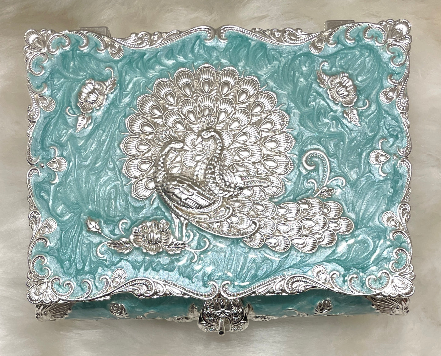 Azure Serenity: Sterling Silver Jewelry Box in Blue