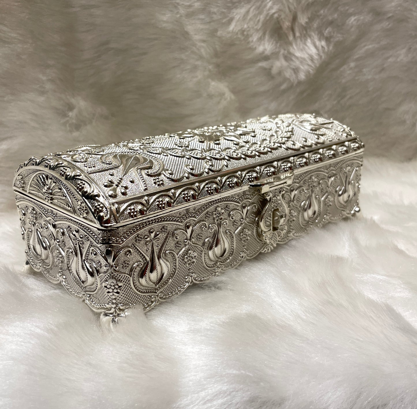 Timeless Treasures: Sterling Silver Jewelry Box