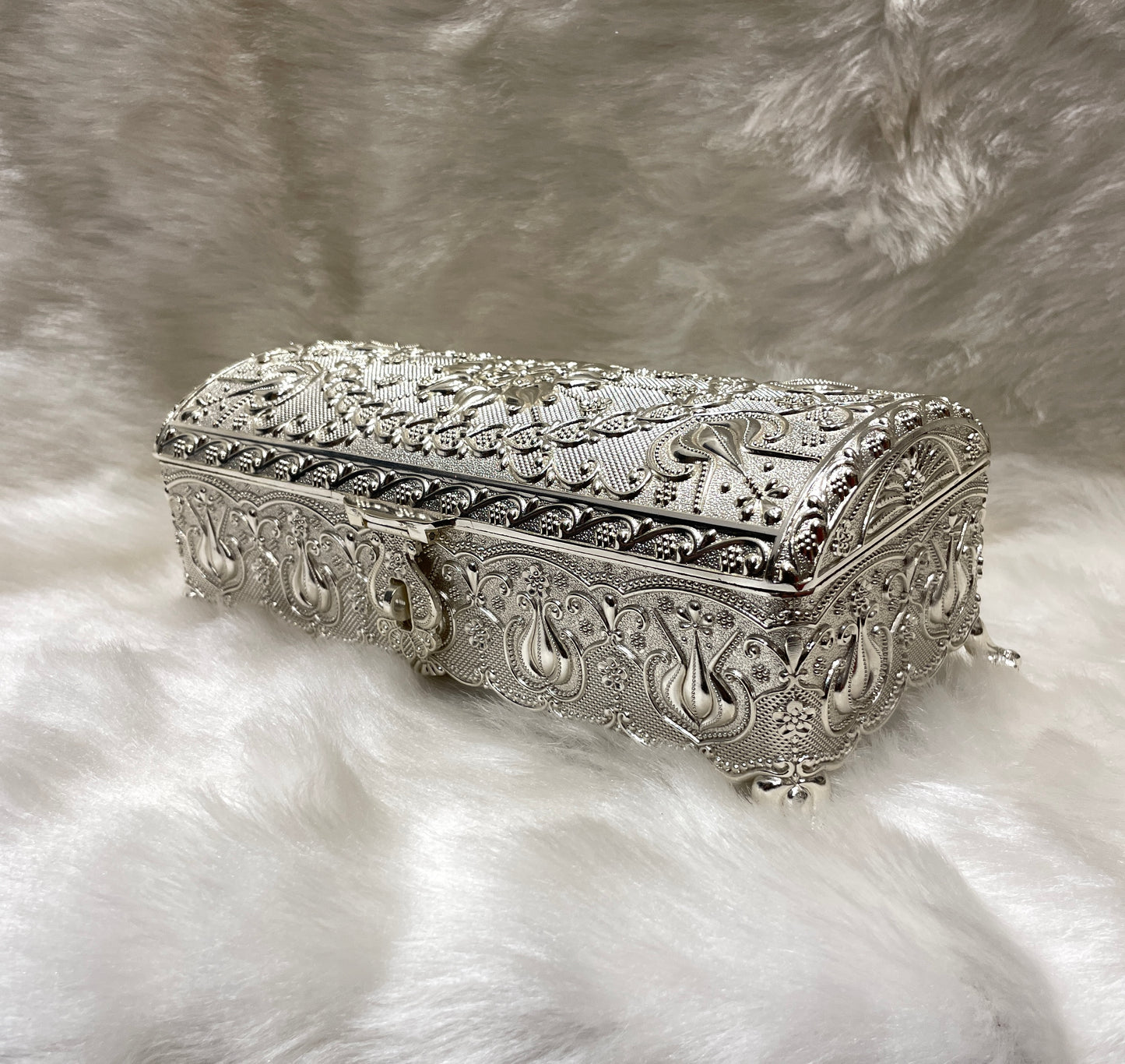 Timeless Treasures: Sterling Silver Jewelry Box