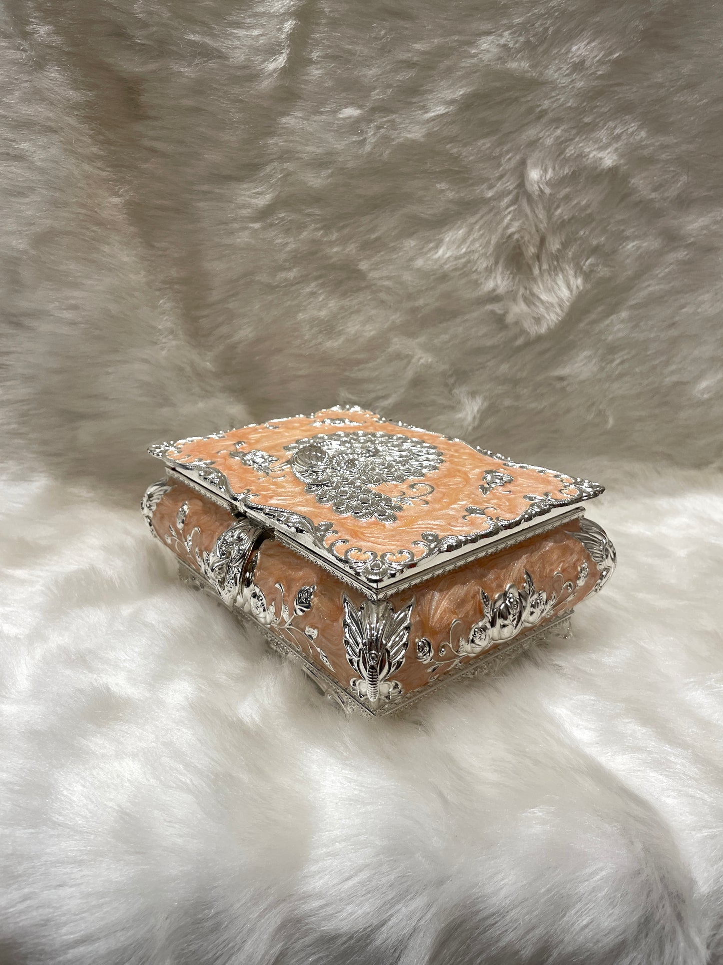 Radiant Citrus: Sterling Silver Jewelry Box in Orange