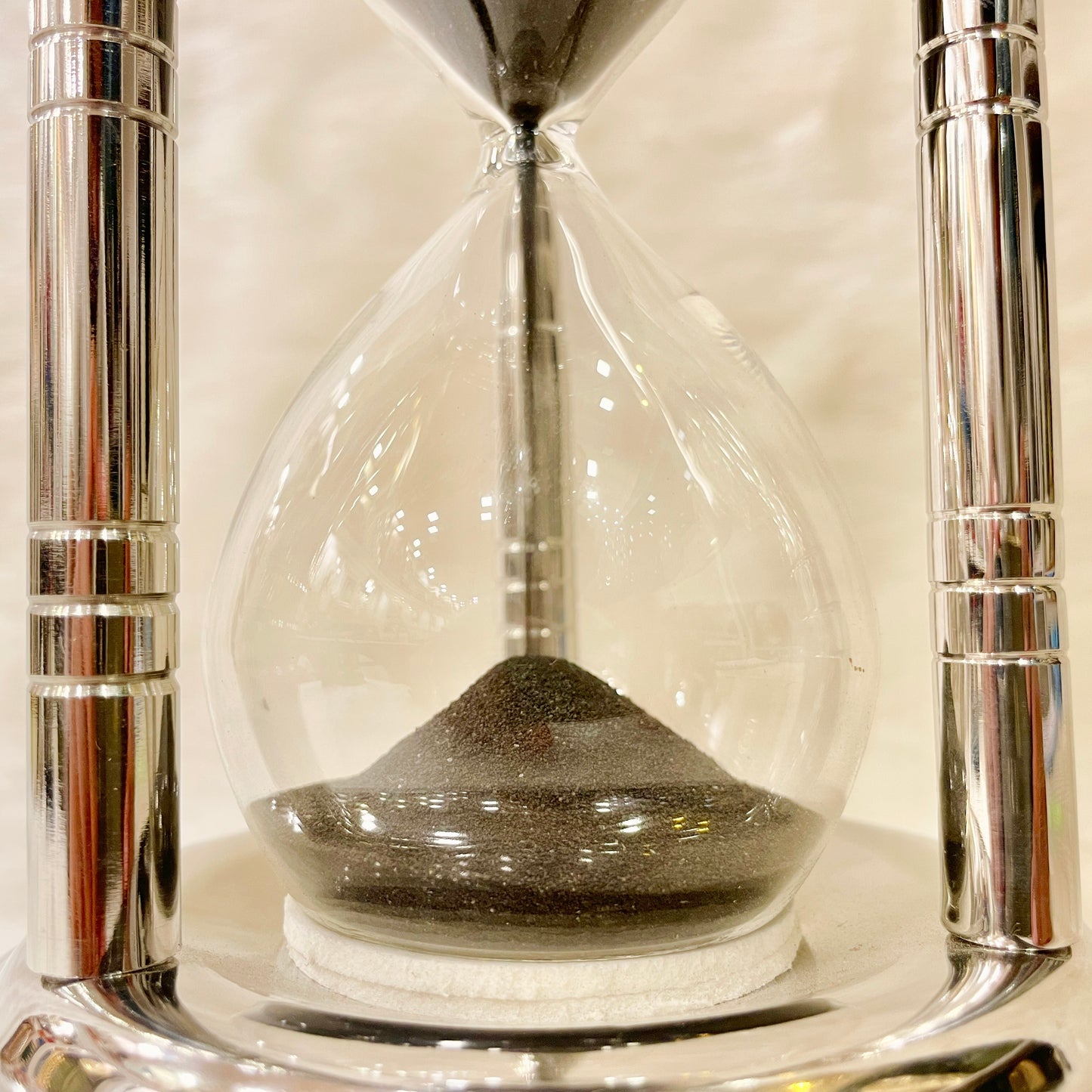 Steel Sand timer with Black Sand