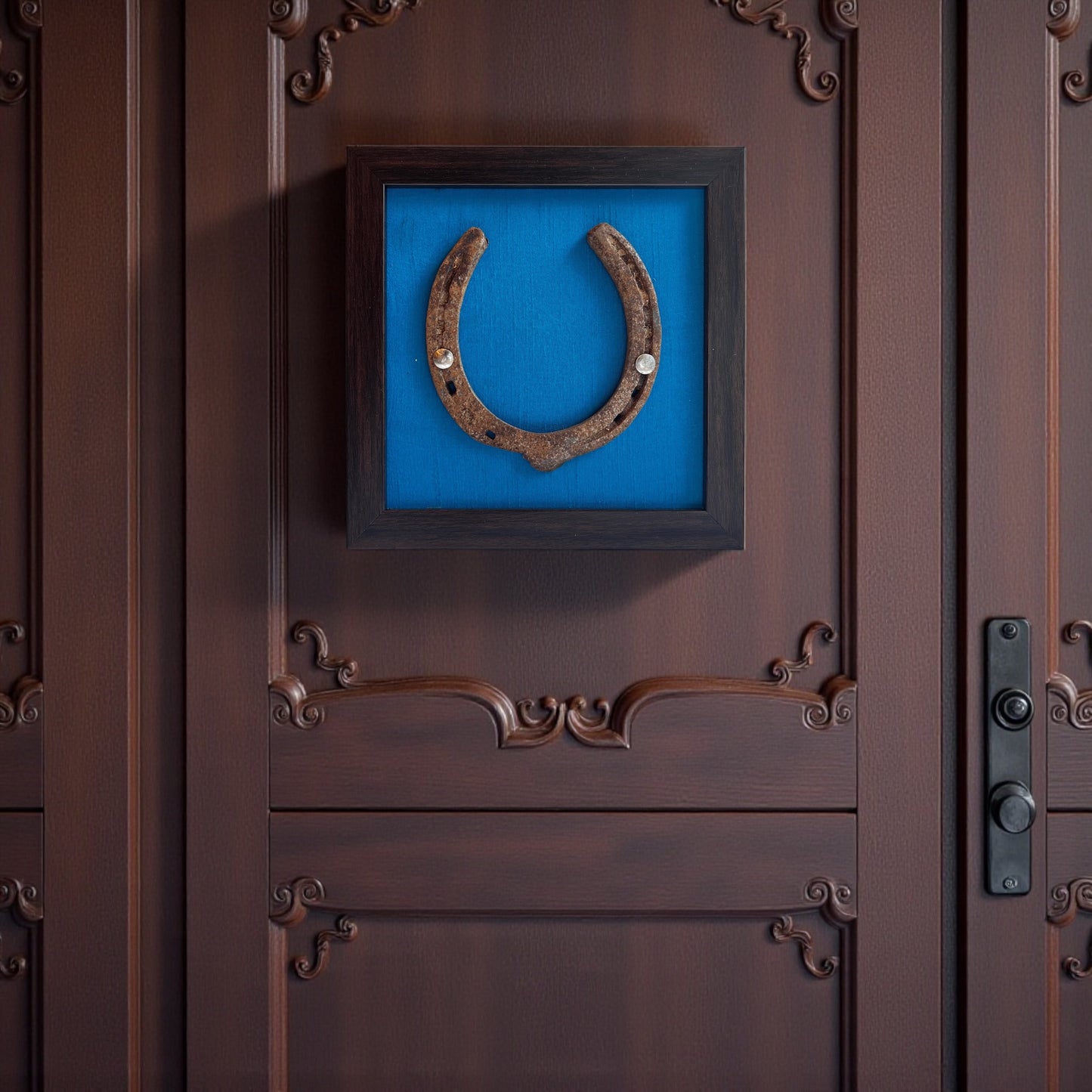 Good Luck Horse Shoe [Rustic] with copper sulphate Blue silk background