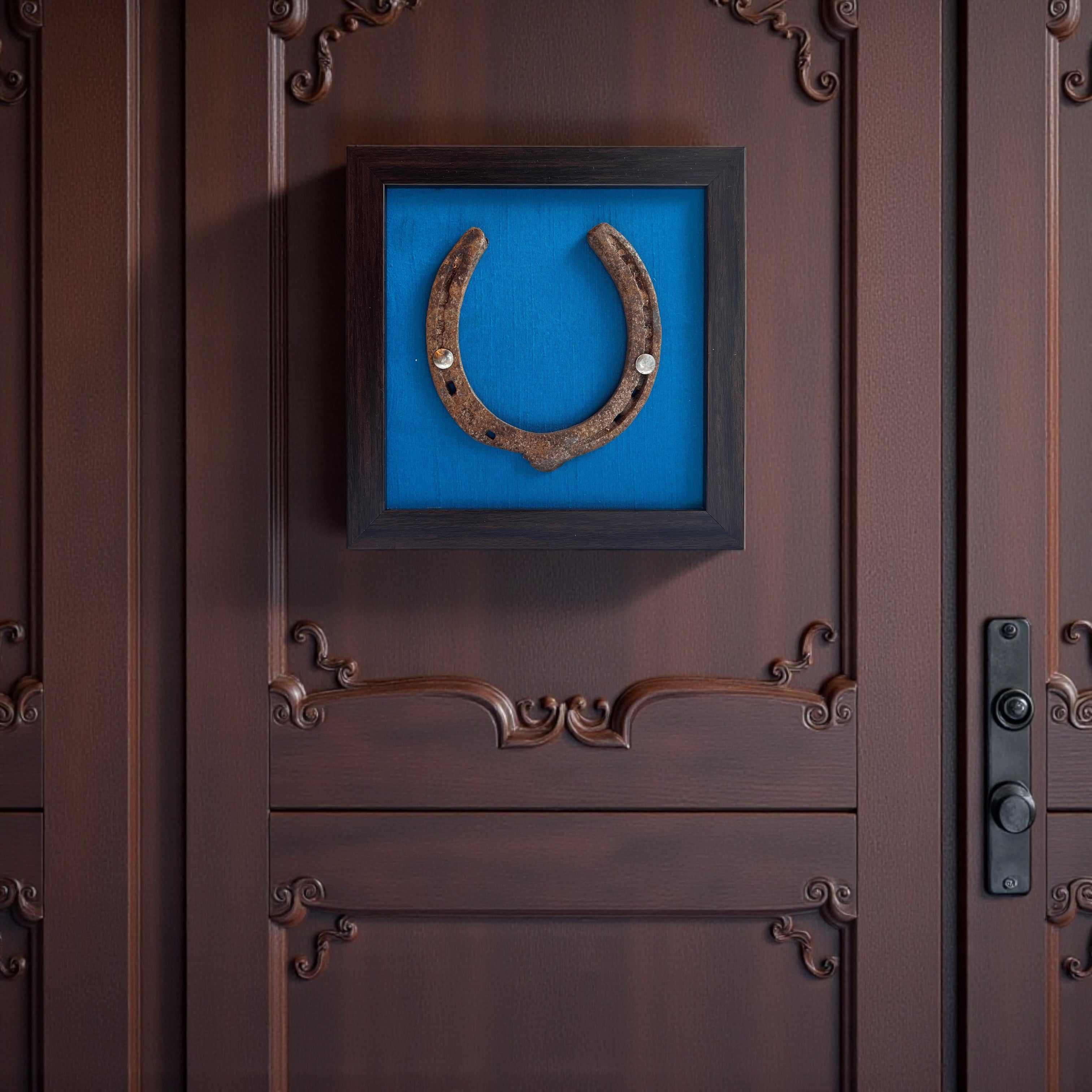 Good Luck Horse Shoe [Rustic] with copper sulphate Blue silk background