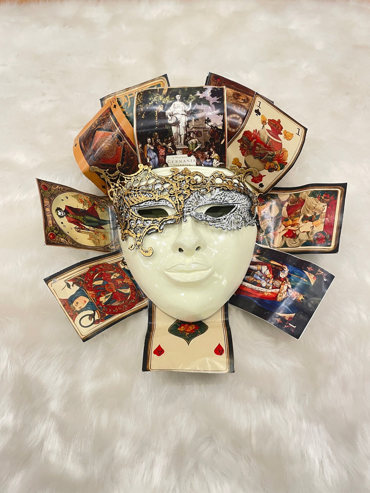 Venetian Poker Mask - Wall Decor