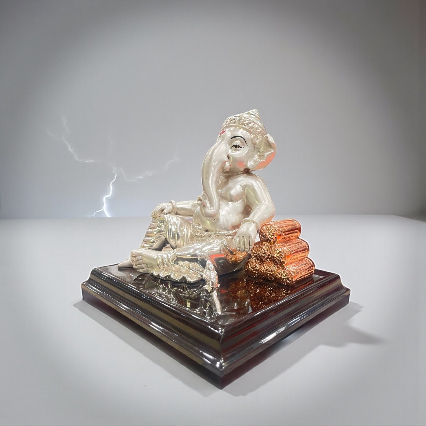 Silver sitting ganesha