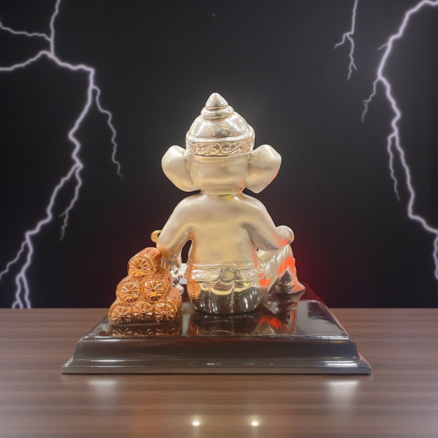 Silver sitting ganesha