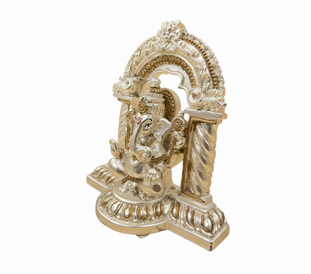 Silver ganesha 1