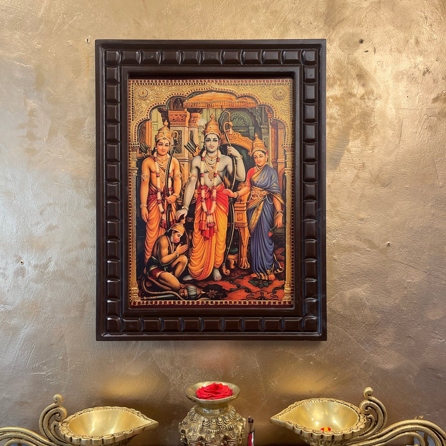 Rama Parivar Gold foiled art in wooden frame