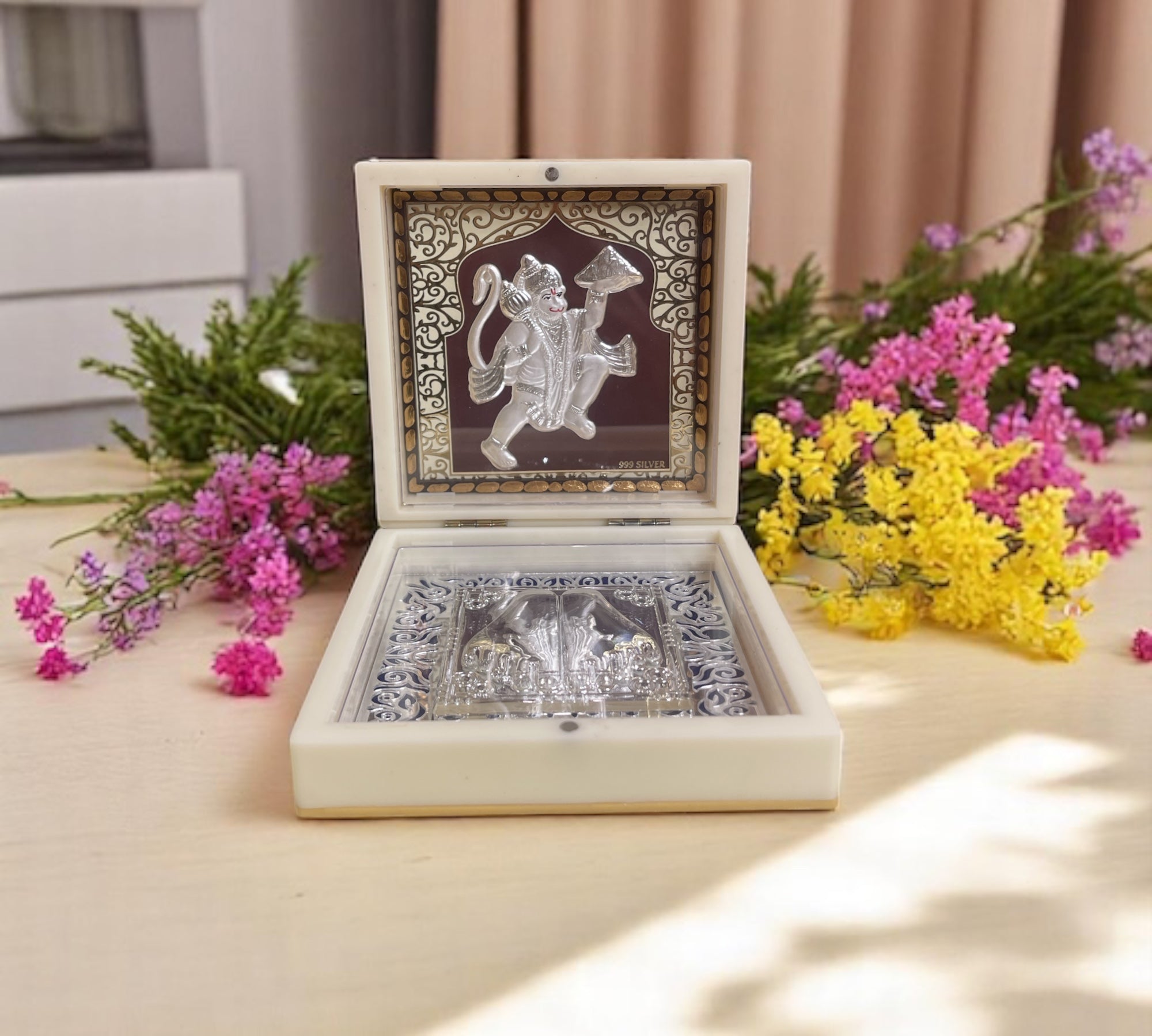 Hanuman With Padukas in Silver 3d Foil Gift Box