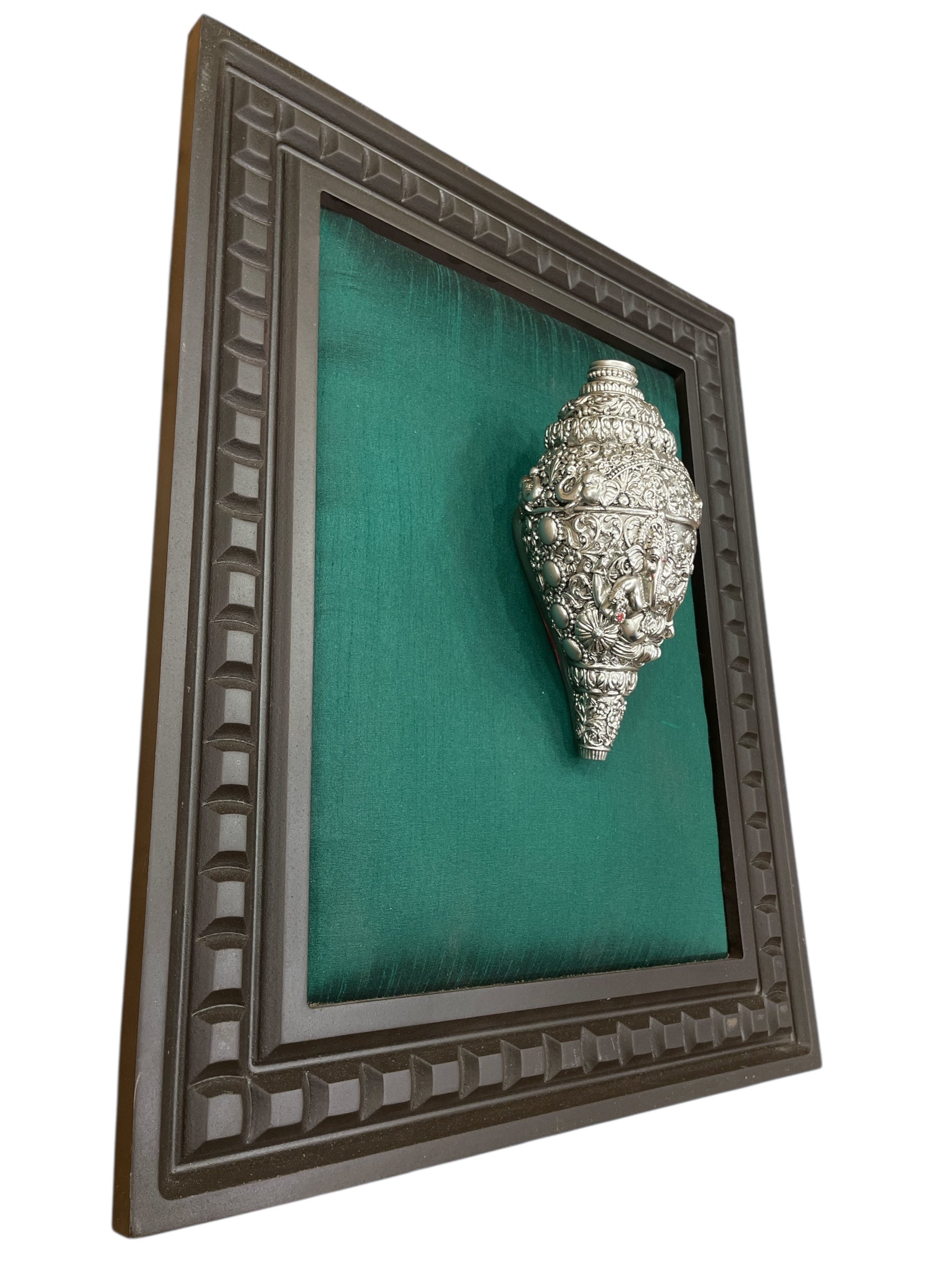 Ganesha Shank with green silk in wooden frame