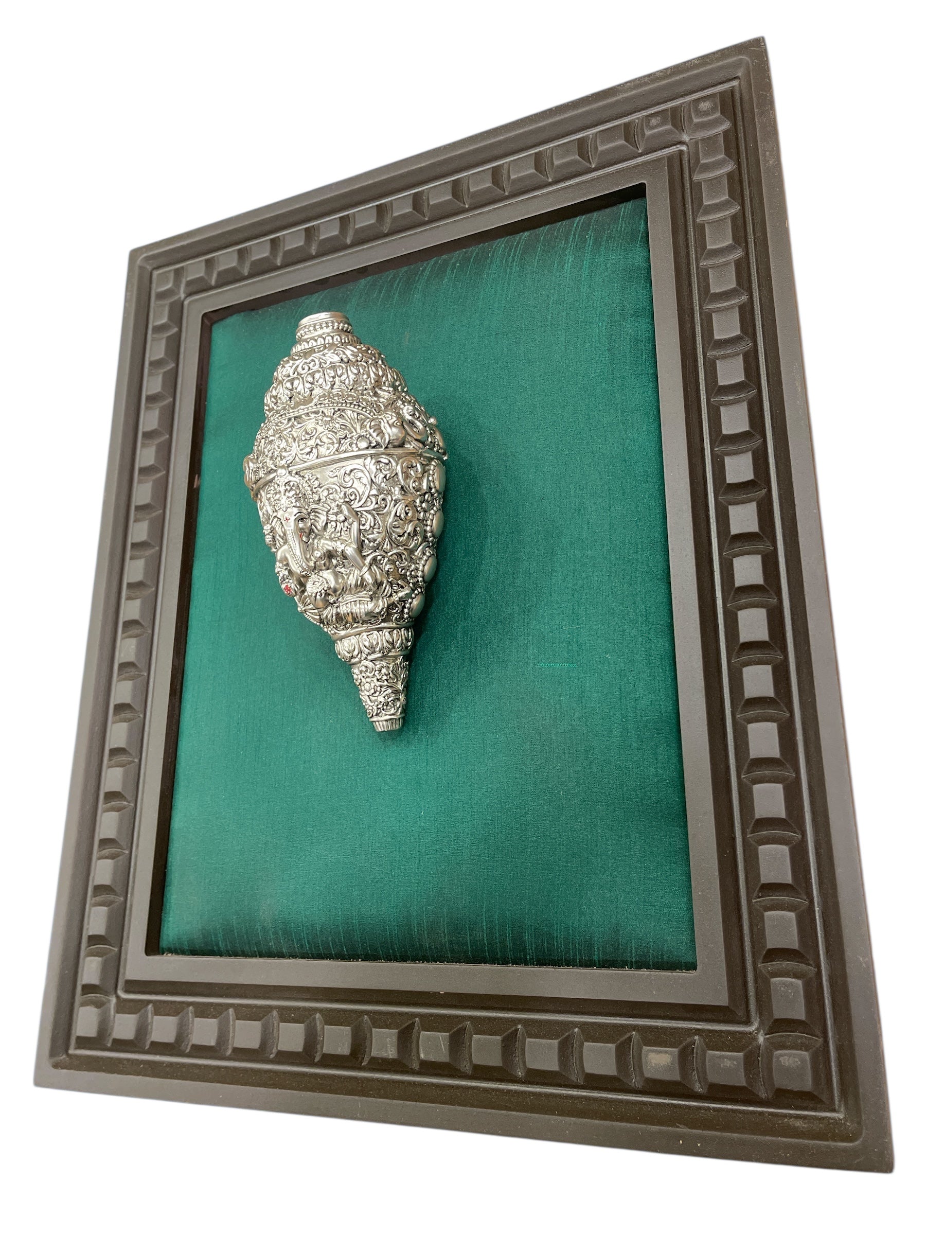 Ganesha Shank with green silk in wooden frame