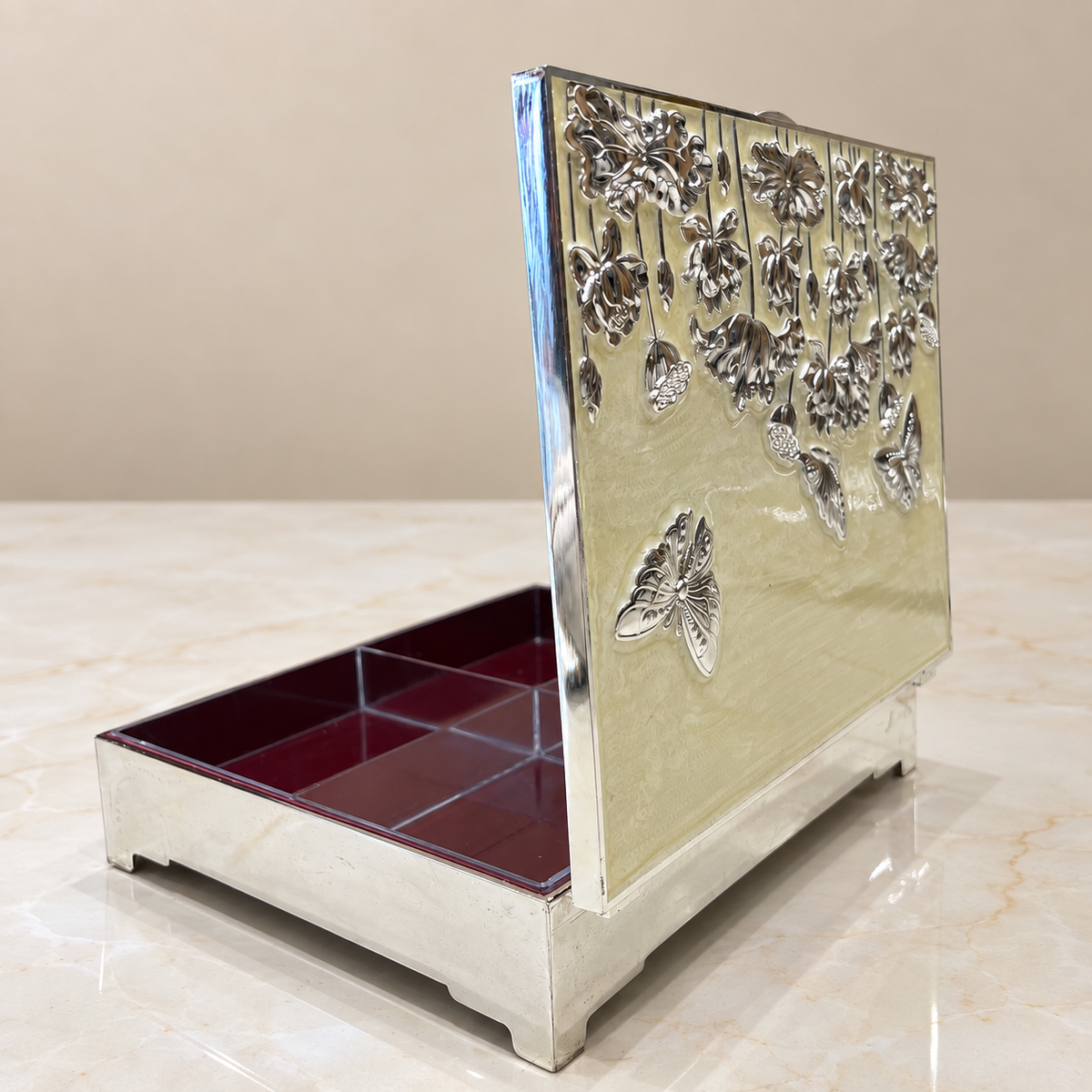 Silver Plated Butterfly Flowers Jewelry Box | Made by ESTUDIO