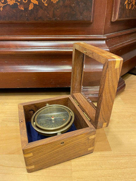 Wooden box compass (brass)