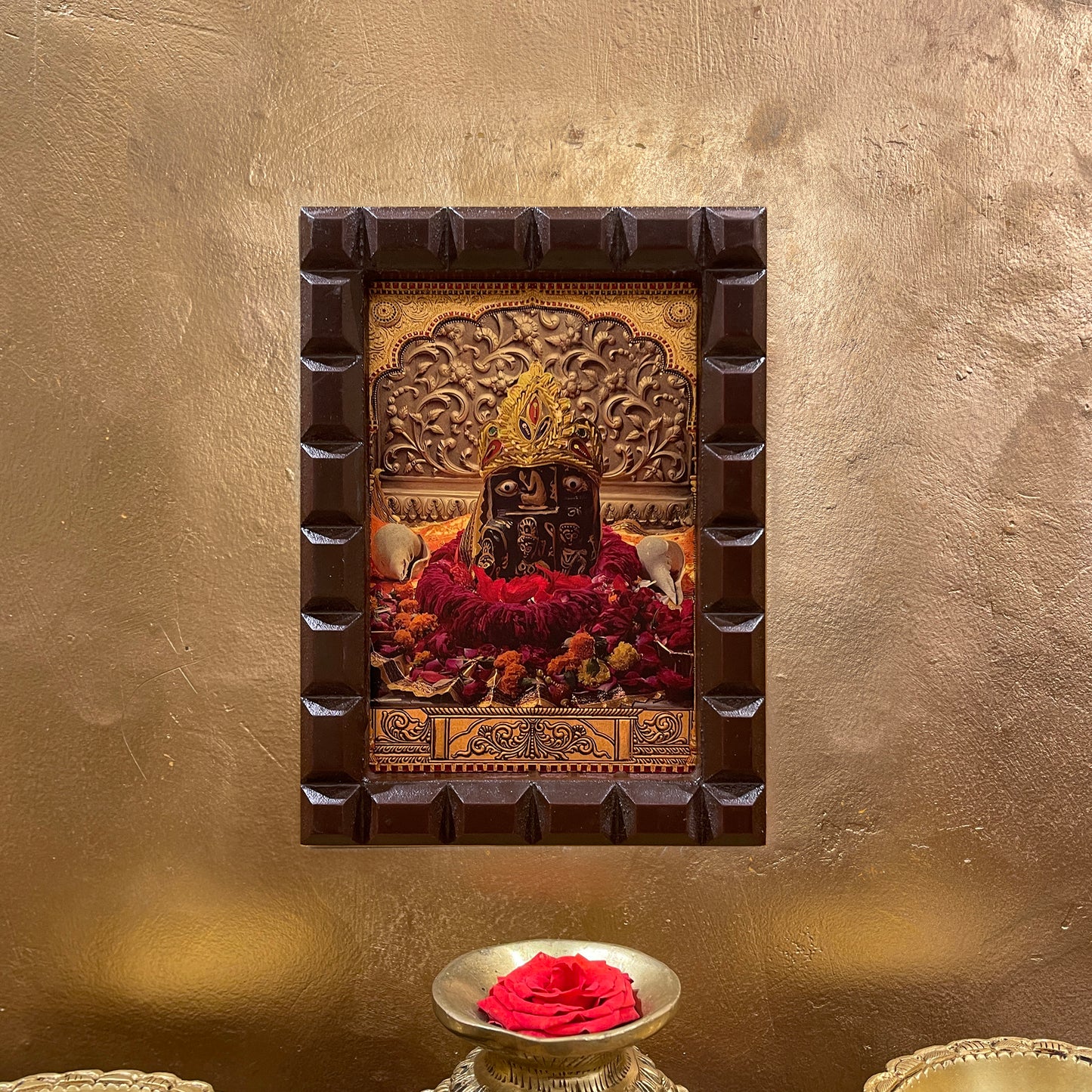 Dami Mata Gold Leaf Art in Wooden Frame